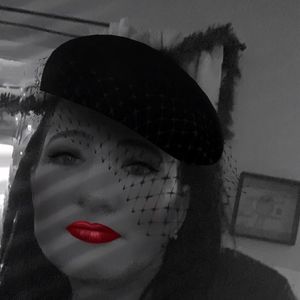 Meet your Posher, Janine